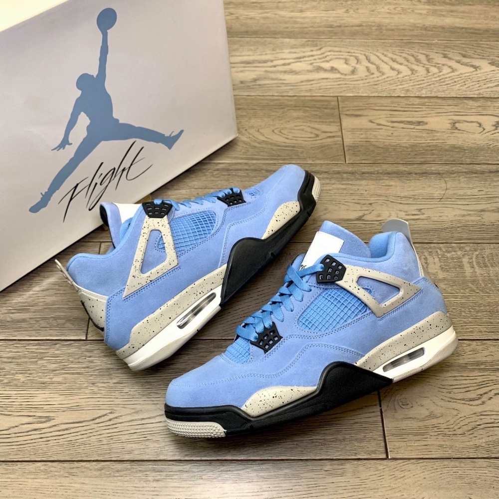 Jordan 4 Retro University Blue